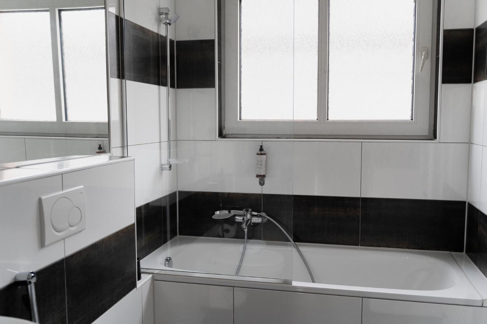 Exklusives und gemütliches Apartment in Krefeld + NETFLIX Habitación foto